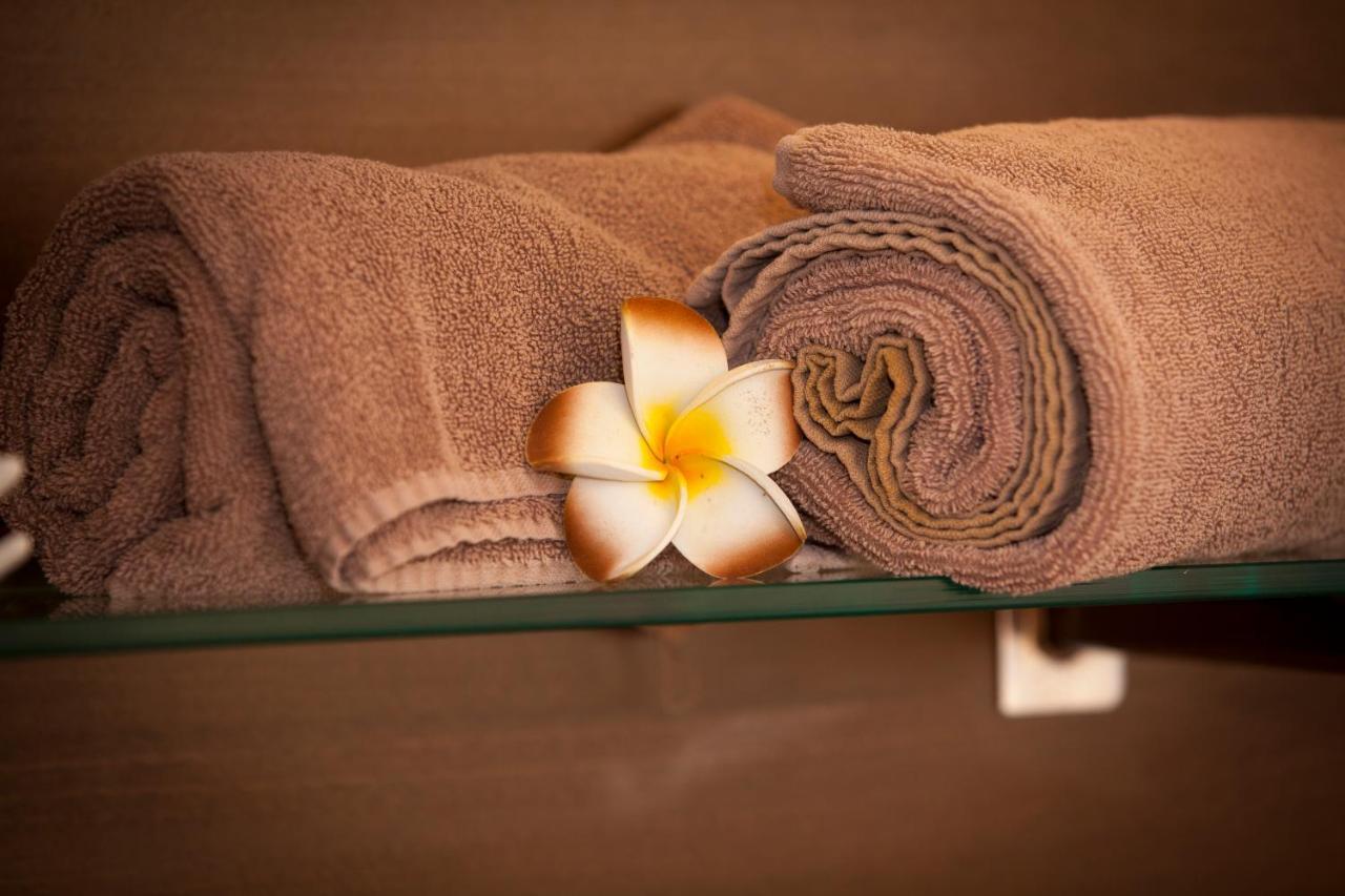 The Diplomat Hotel Restaurant & Spa Λανέλι Εξωτερικό φωτογραφία
